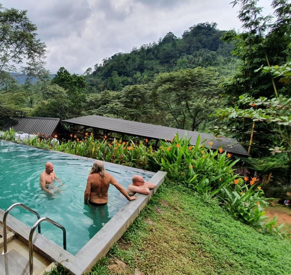 Sinharaja Forest Gate Deniyaya Exterior foto